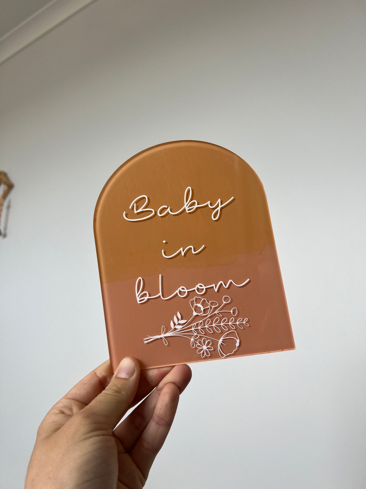 ‘Baby in bloom’ pregnancy announcement