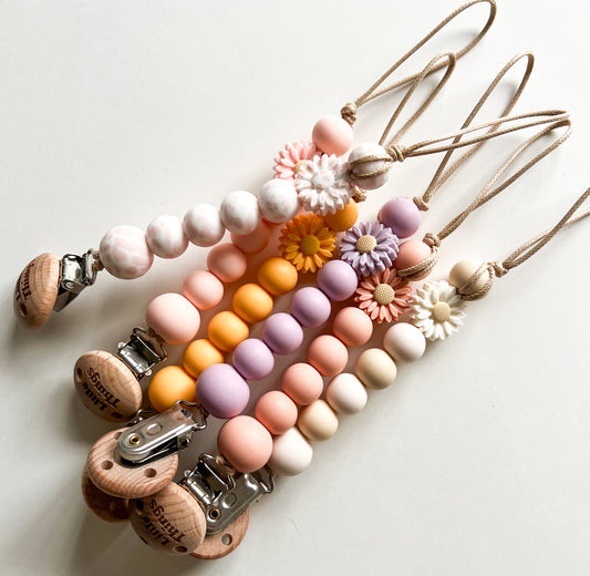 Mini Daisy Dummy Clip