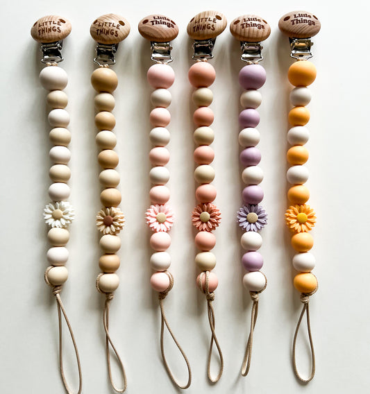 Two Toned Daisy Dummy Clip Collection