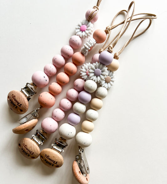 Mini Speckled daisy dummy clip
