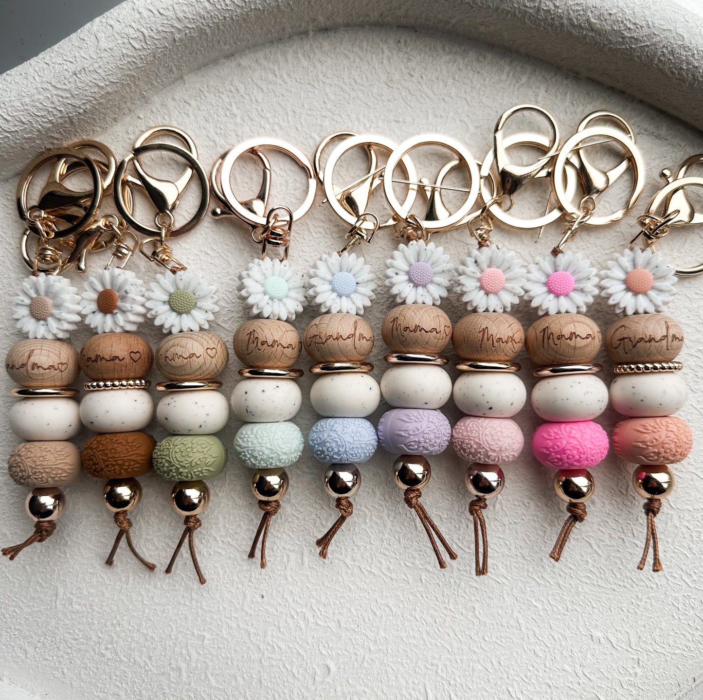 Speckled Daisy ‘ Mama,Grandma,Godmother & sister’ keychains
