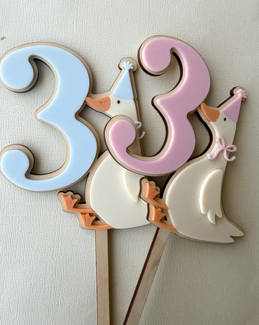 Goose cake topper