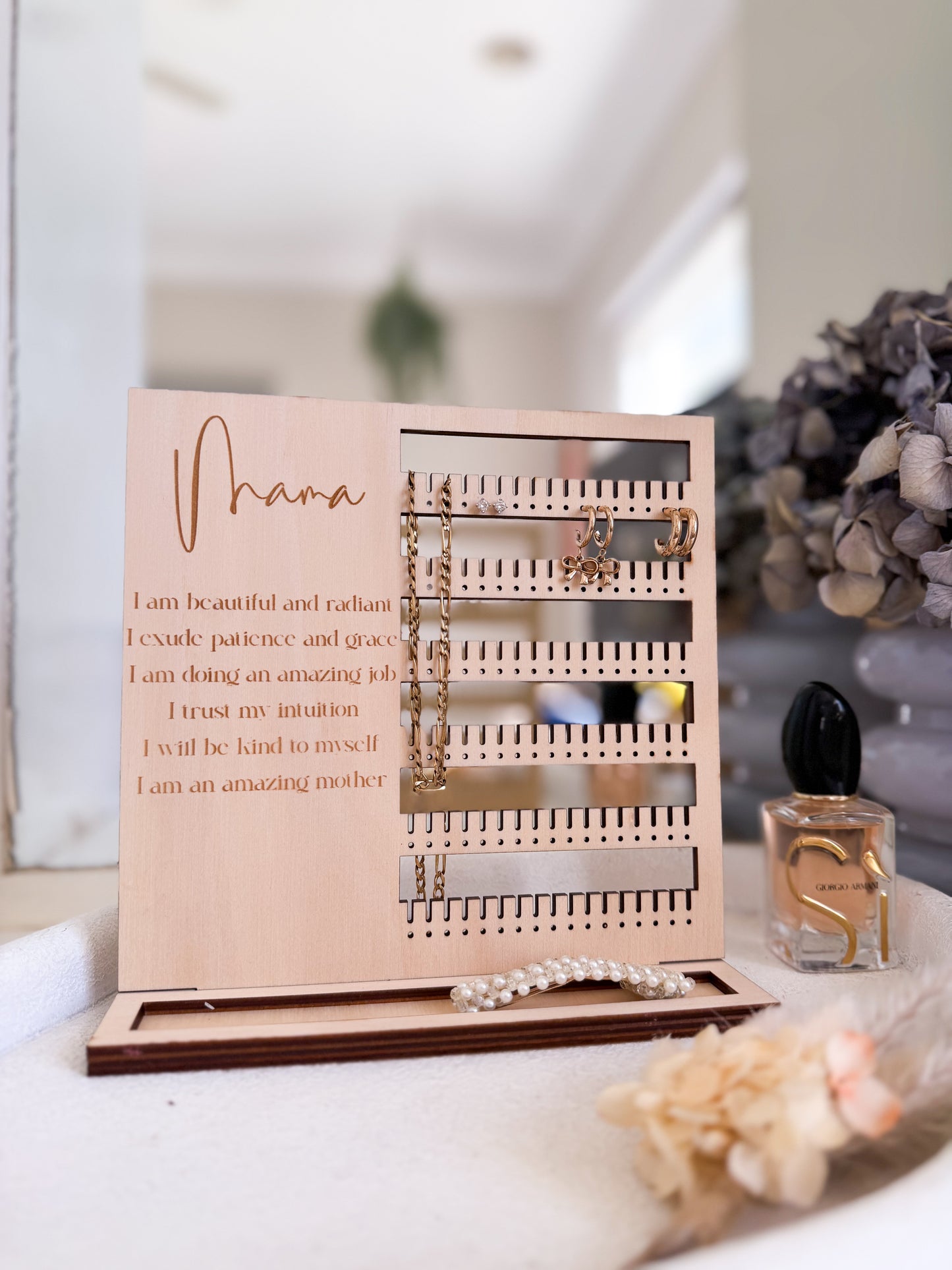 Personalised affirmation jewelry holder