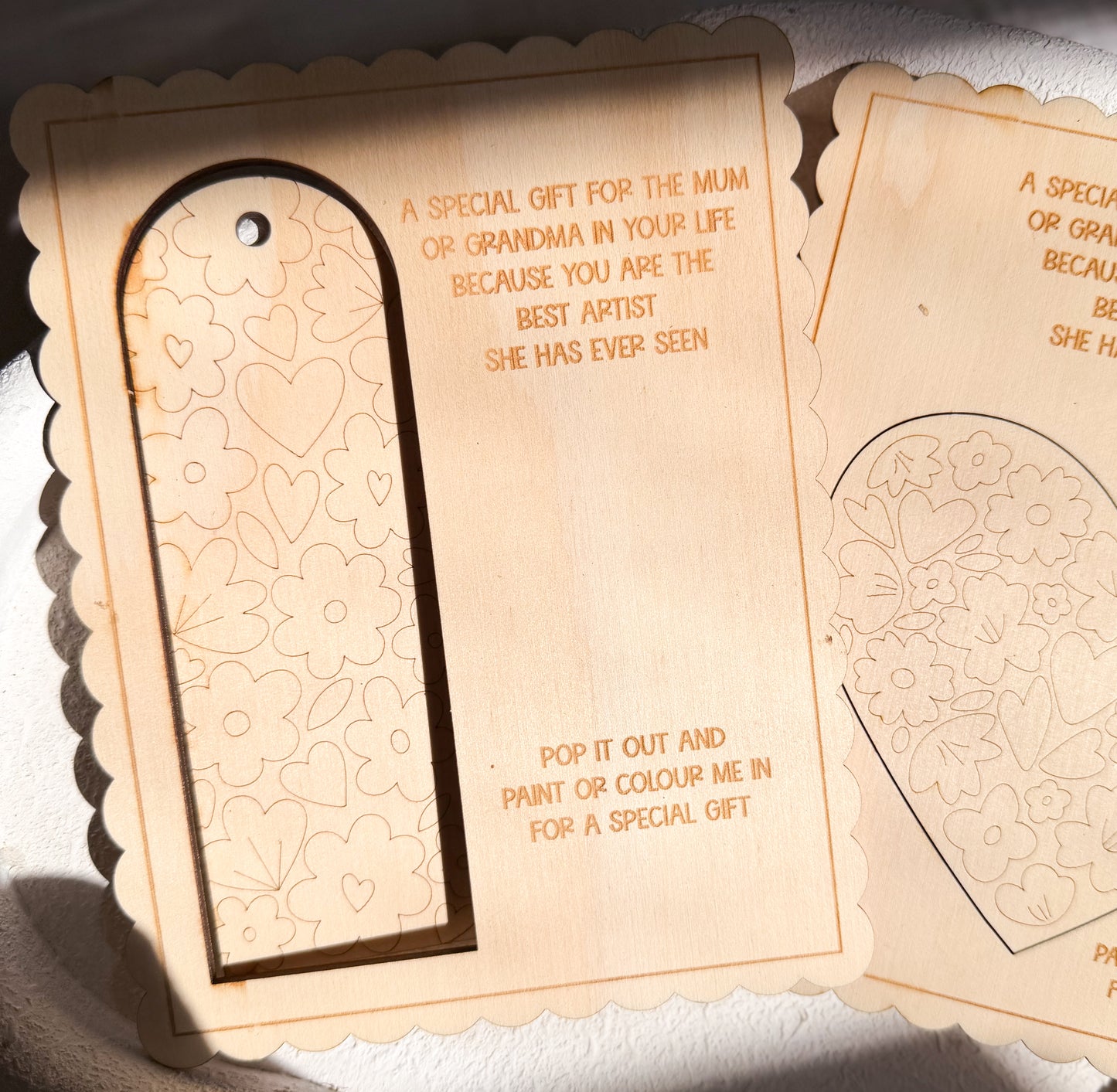 PYO magnet & bookmark pop outs