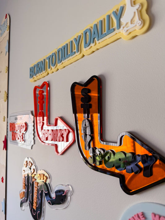 Stay Spooky Retro Arrow Sign