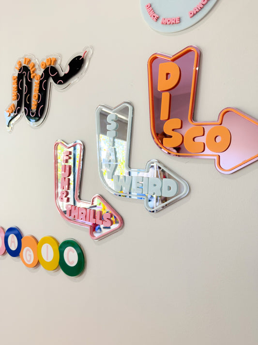 Retro Arrow Sign
