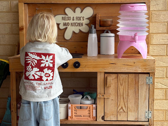 Mud Kitchen Sign