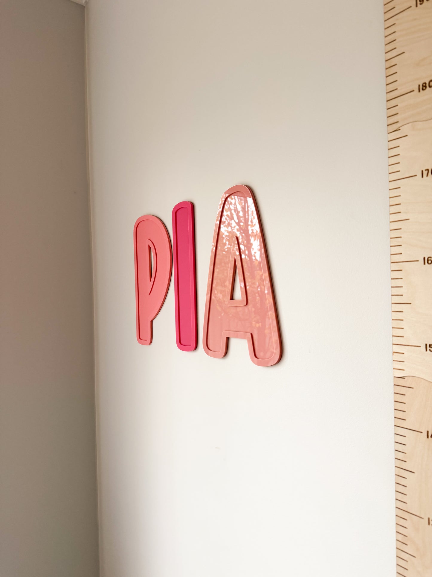 3D VINTAGE ACRYLIC BUBBLE LETTERS
