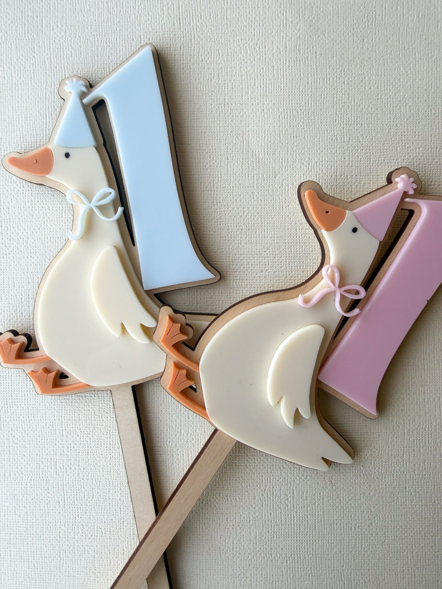 Goose cake topper