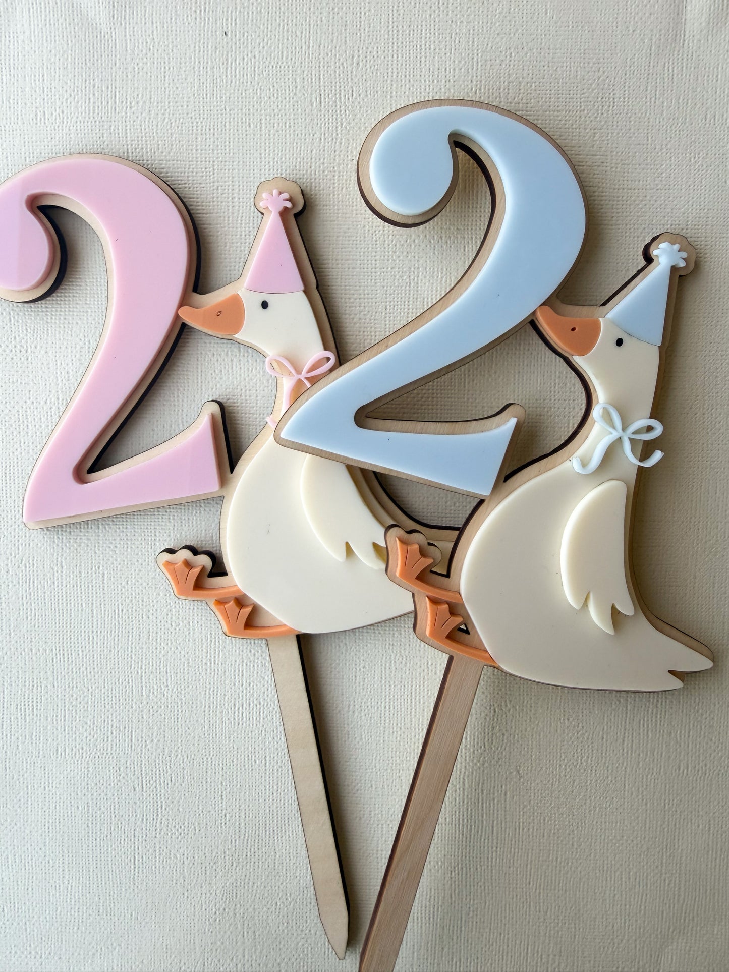 Goose cake topper