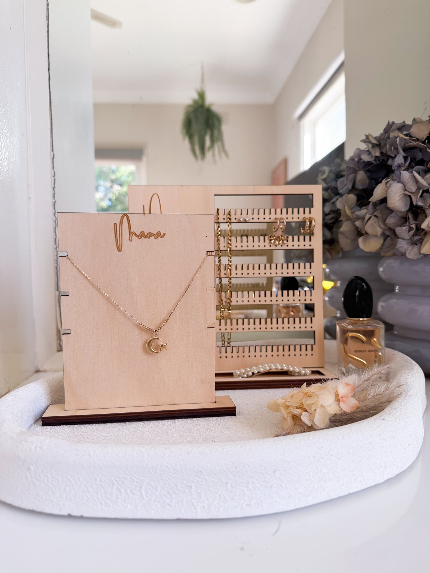 Necklace Holder