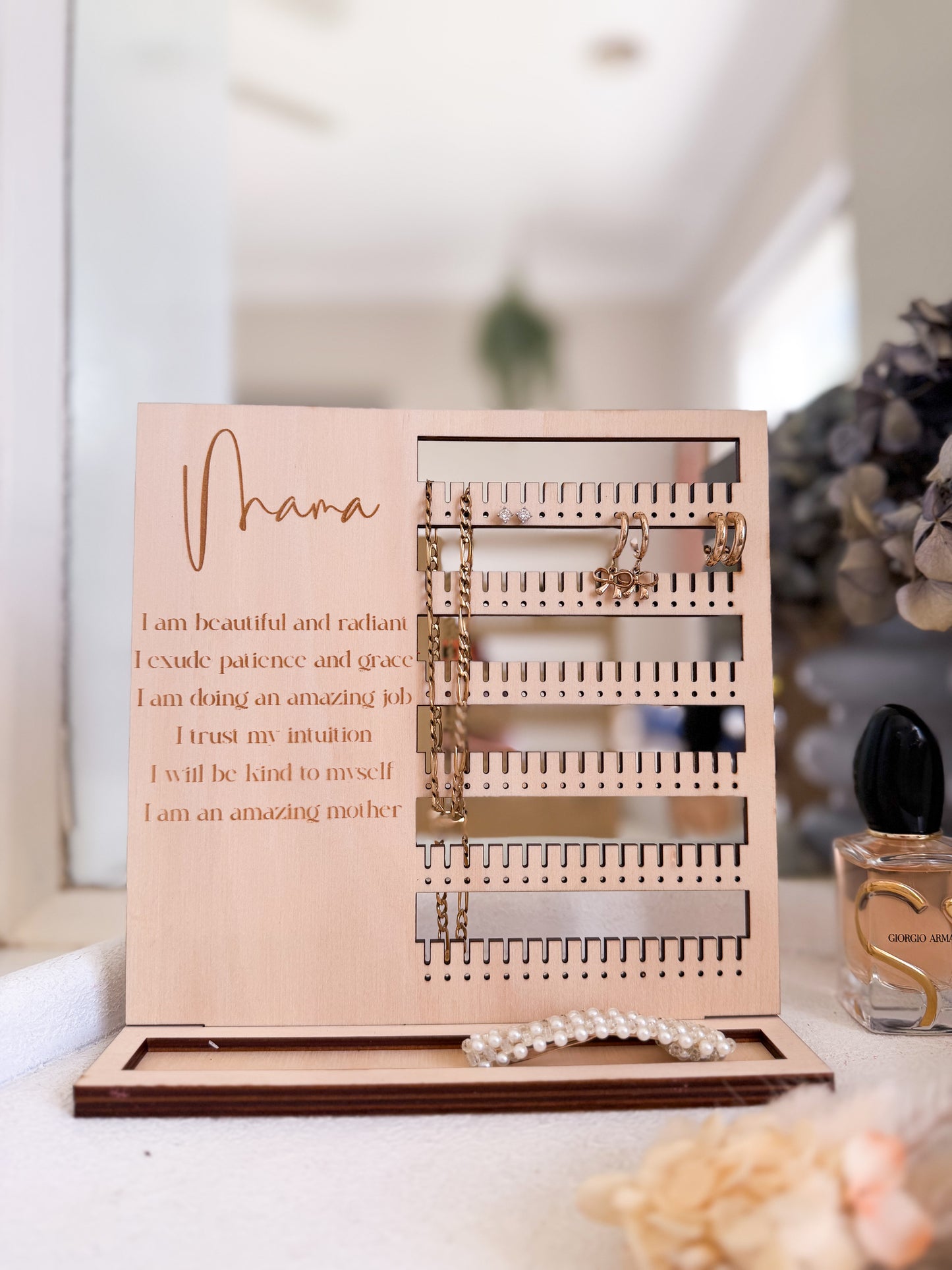 Personalised affirmation jewelry holder